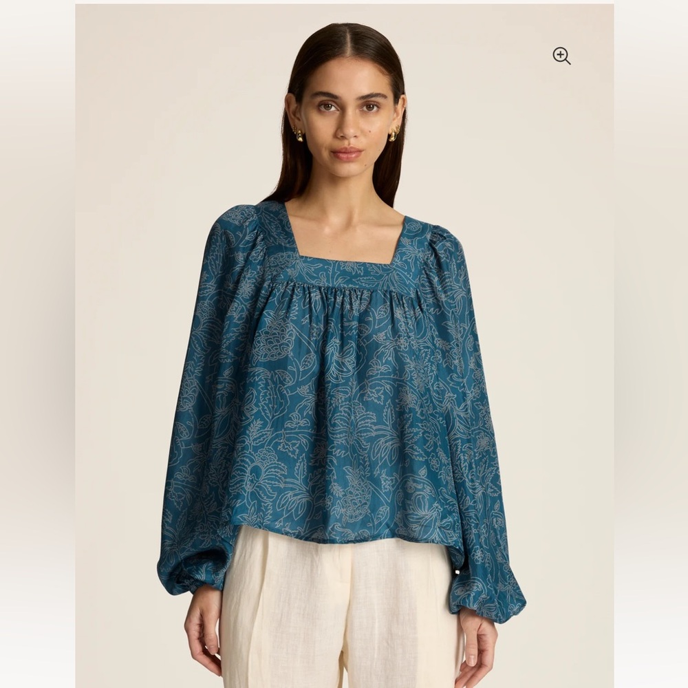 Hannah Artwear Raquel Silk Top NWT